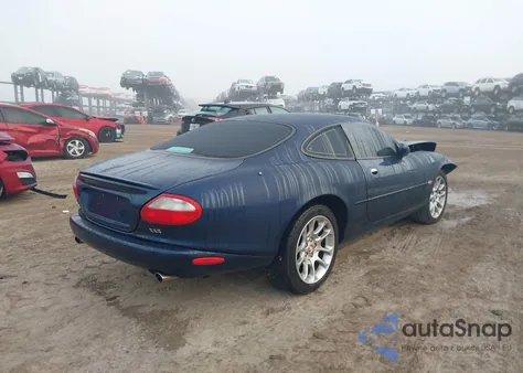 2000 Jaguar Xk8 from USA, damaged, VIN SAJJA41B0YPA08082
